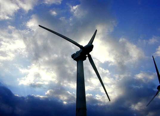 Крупнейшая в мире ветряная электростанция построена в США